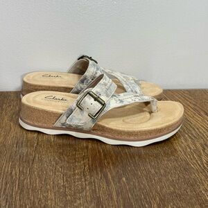 Clarks Cloudsteppers Floral Print Wedge Sandal Women’s Size 7 Multi Color